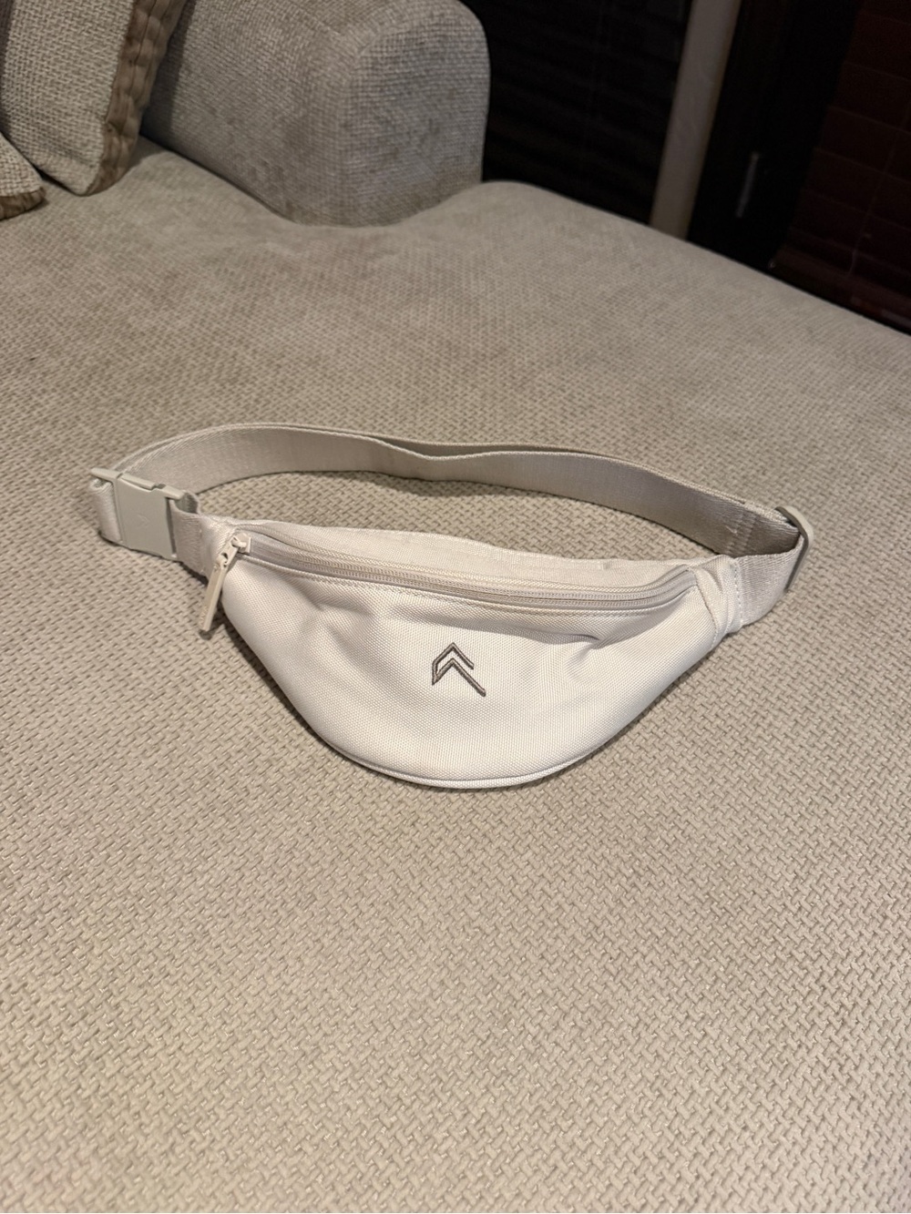 Oner Active White Crossbody Belt Bag with Chevron Accent